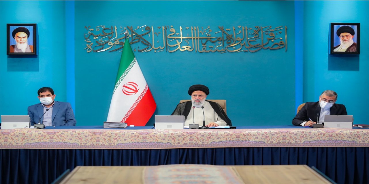 İran Cumhurbaşkanı Reisi, ülkesinin nükleer görüşmelerdeki duruşundan taviz vermeyeceğini söyledi