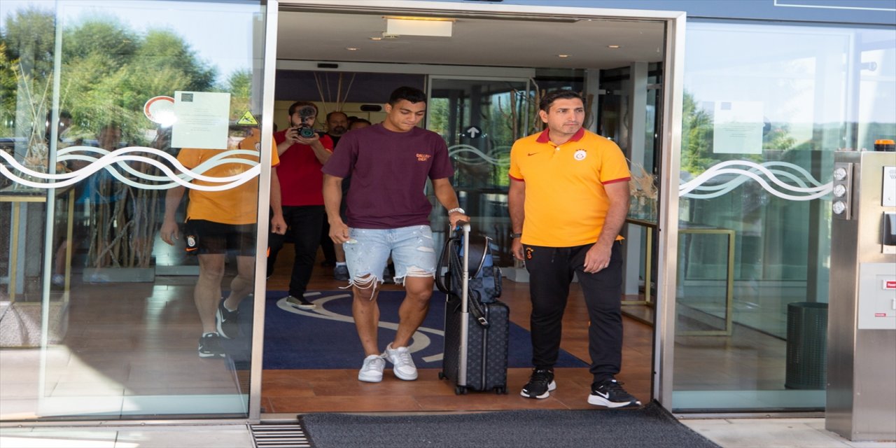 Galatasaray'dan Nantes'a transfer olan Mustafa Muhammed kamptan ayrıldı