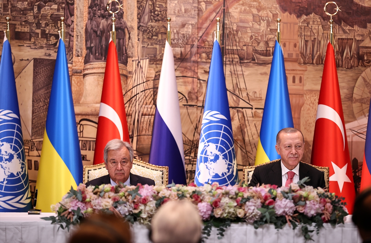 BM Genel Sekreteri Guterres, Tahıl Sevkiyatı Anlaşması imza töreninde konuştu