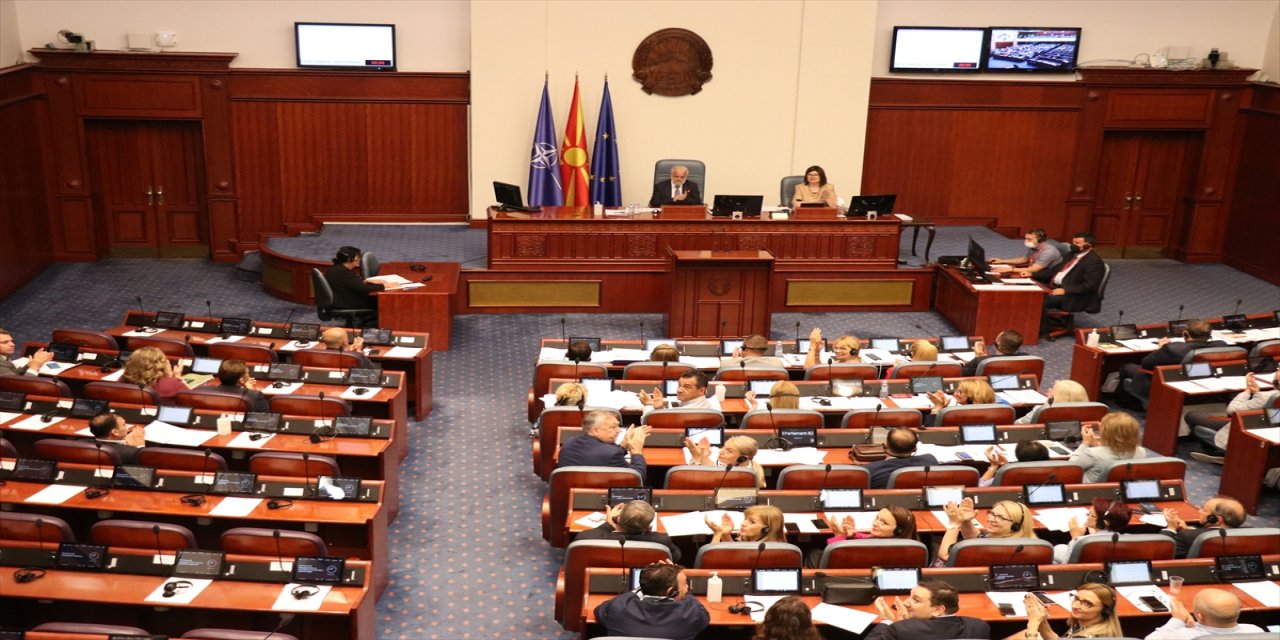 Kuzey Makedonya, NATO 'ya katılabilmesi için Finlandiya ve İsveç'e onay verdi.