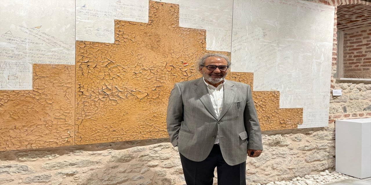 "Geleneğin ve Geleceğin Şifreleri" sergisi başladı.