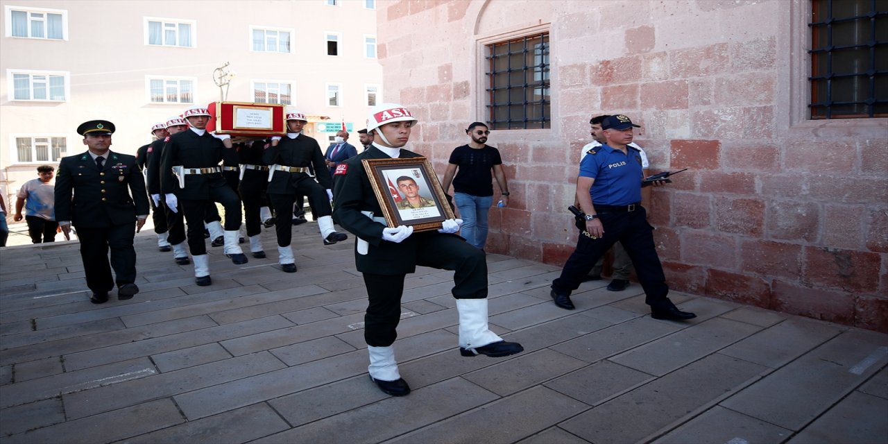 Şehit Mert Otal, memleketi Kırıkkale'de son yolculuğuna uğurlandı