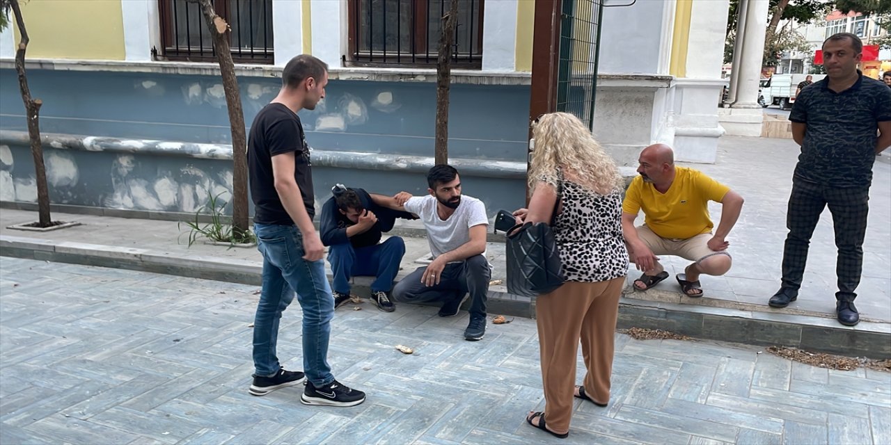 Samsun'da kadının kolyesini çalan kapkaç zanlısını vatandaş yakaladı