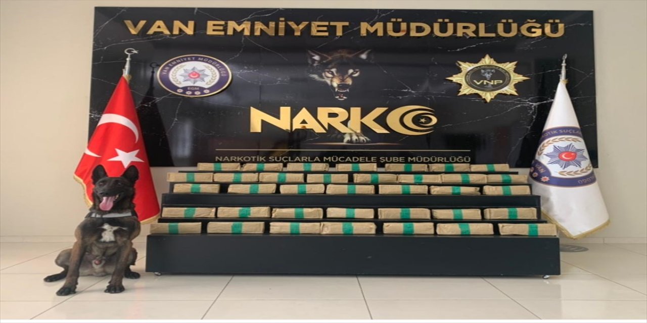 Van'da 20 kilo 500 gram sentetik uyuşturucu ele geçirildi