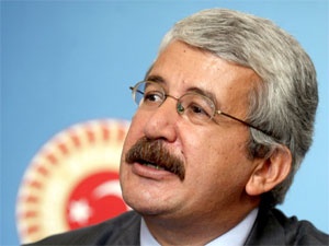 Ufuk Uras, istifa etti