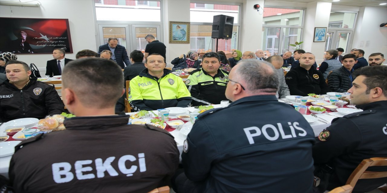 Bolu'da sigarayı bırakan kişilere sertifika verildi.