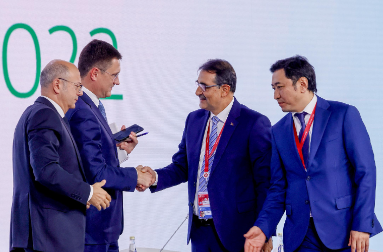 "(Türkiye'nin enerji merkezi olmasına yönelik Rusya'nın teklifi) Teknik olarak mümkün"