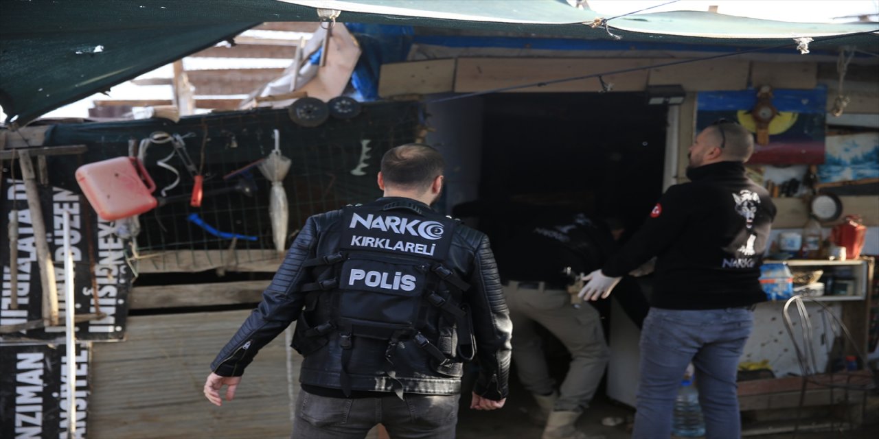 Kırklareli'nde yapılan operasyonda 44 kişi yakalandı.