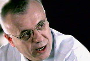 Ertuğrul Özkök hangi yazarlari beğeniyor