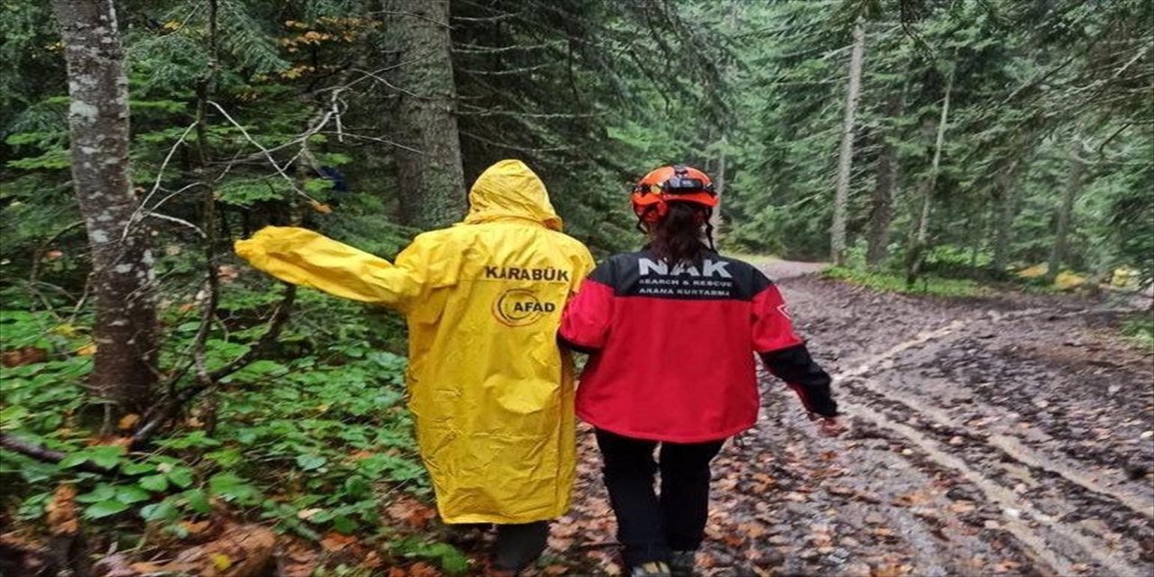 Karabük'te mantar toplarken ormanda kaybolan 2 kadın bulundu