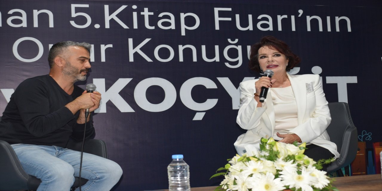 Oyuncu Hülya Koçyiğit Batman'daydı.