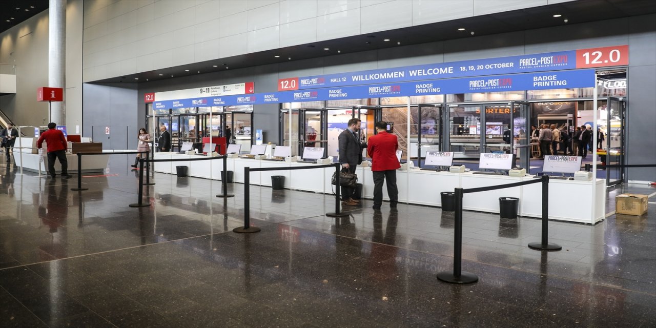 Geliştirilen yapay zeka tabanlı otomasyon ürünleri Almanya'da sergilendi.