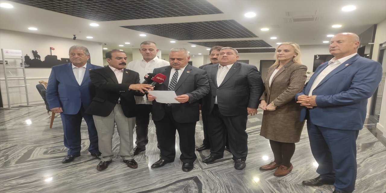 Türkiye Muhtarlar Konfederasyonu Genel Başkanı, Beştaş ve Özel'in iddiaları hakkında yorum yaptı.