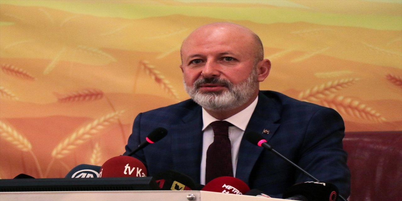 Kayseri'de ata tohumu gacer buğdayı dağıtıldı