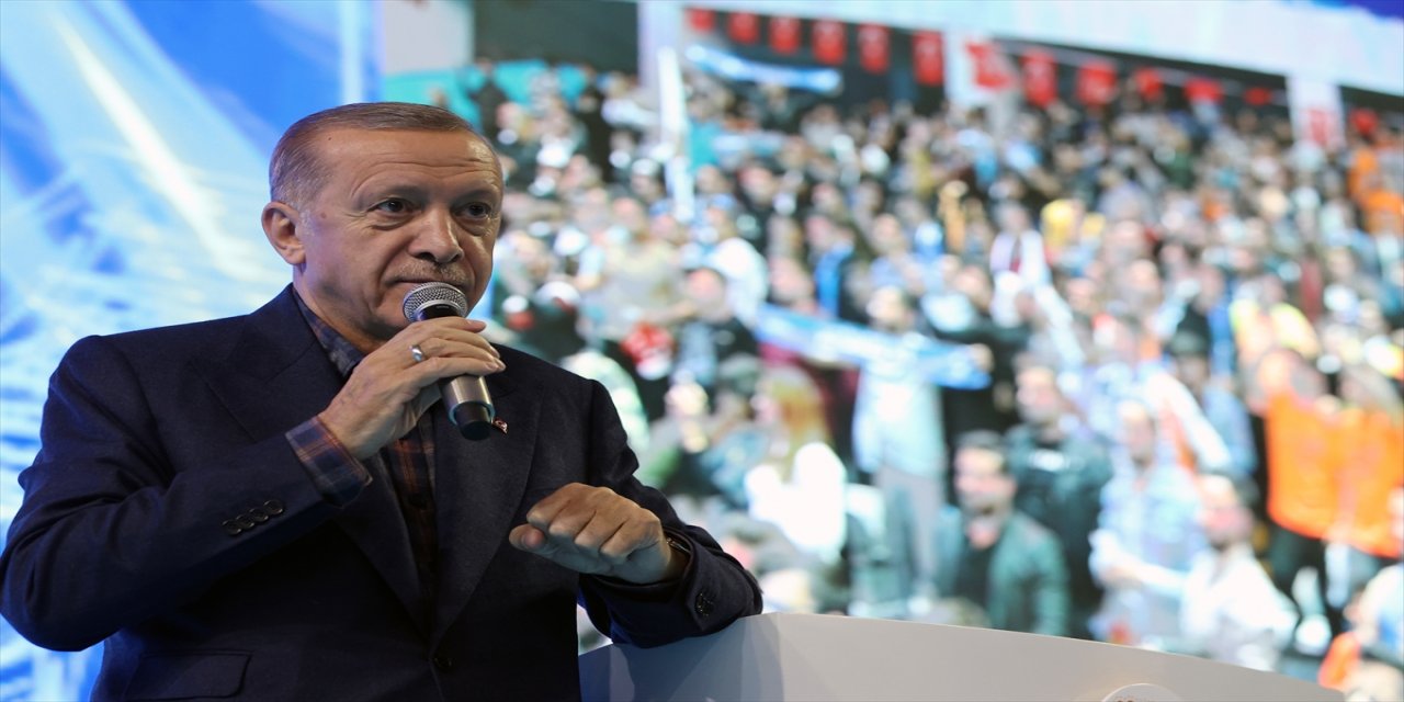 Cumhurbaşkanı Erdoğan, "Mahalle Bizim, Gençlik Bizim Programı"nda konuştu