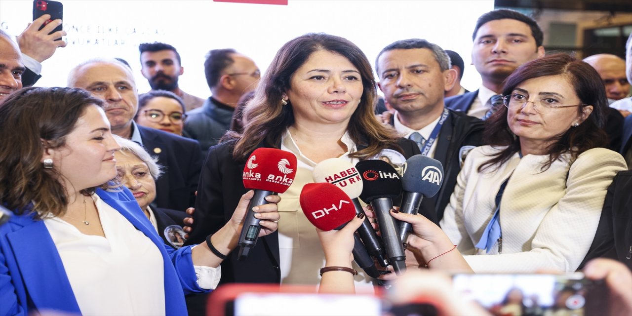 İstanbul Barosu'nun yeni başkanı avukat Filiz Saraç oldu.