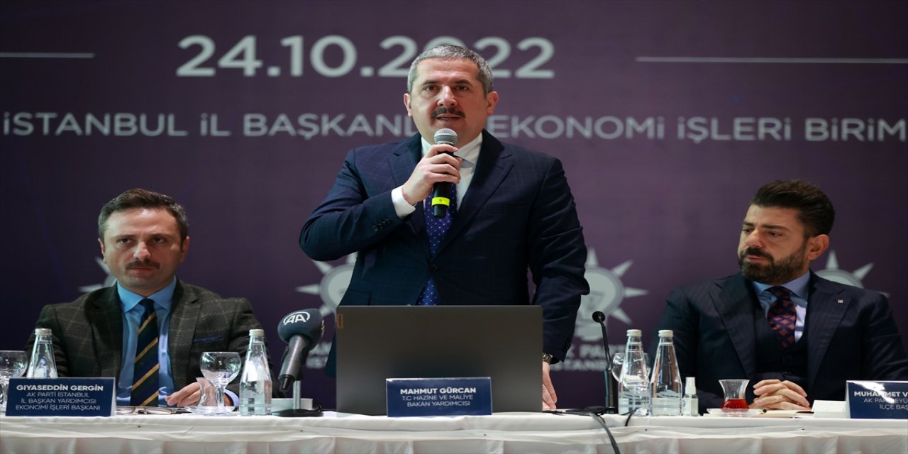 Hazine ve Maliye Bakan Yardımcısı Gürcan, Eyüpsultan'da iş insanlarıyla buluştu