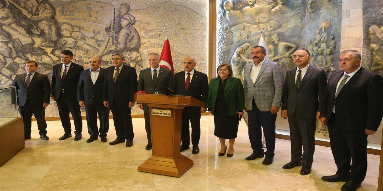 Tarım ve Orman Bakanı Kirişci Gaziantep'te ziyaretlerde bulundu.