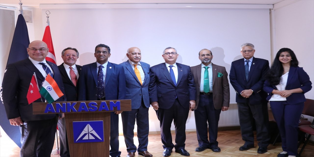 Hint heyetin ANKASAM'ı ziyaretinde ikili ilişkiler masaya yatırıldı