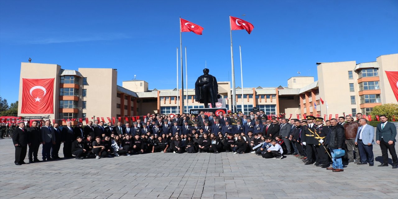 Doğu Anadolu'da 29 Ekim Cumhuriyet Bayramı kutlanıyor.