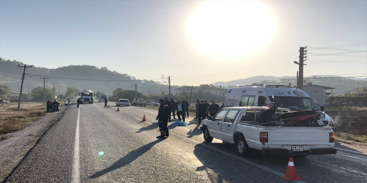 Muğla'da kamyonetin çarptığı çocuk hayatını kaybetti