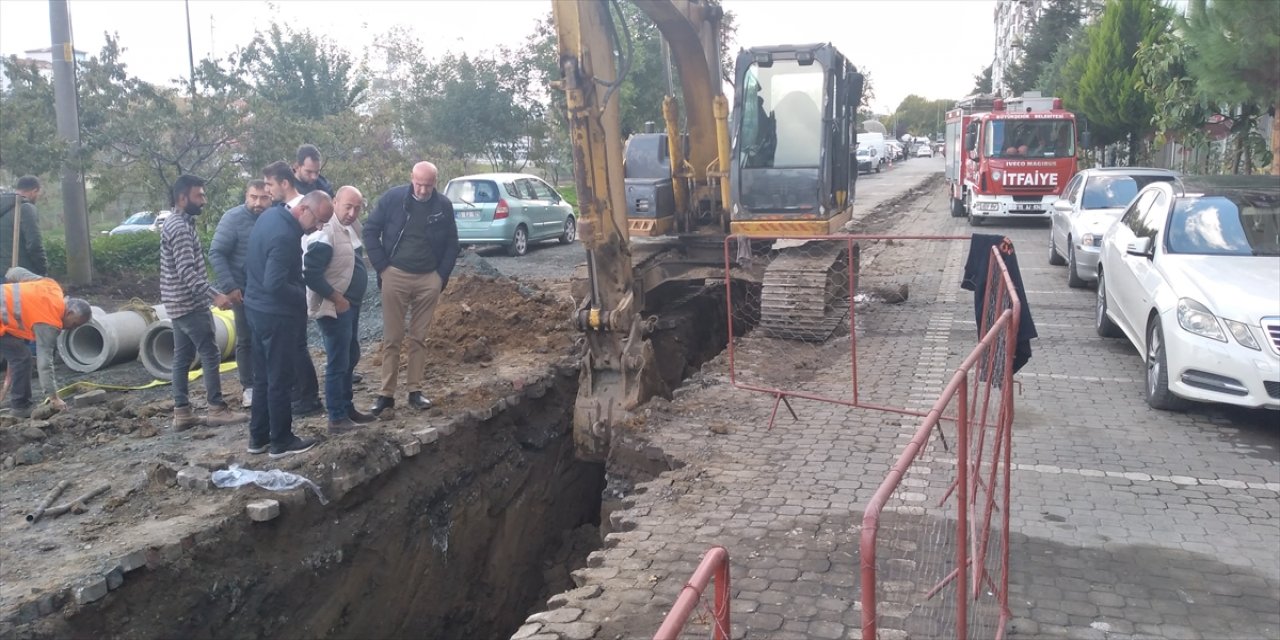 Samsun'da altyapı çalışmasında 1 işçi yaralandı.