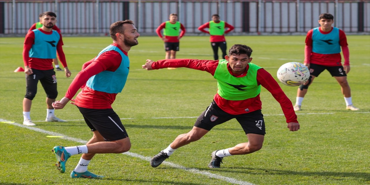Samsunspor'da hedef galibiyet serisini yakaladı.