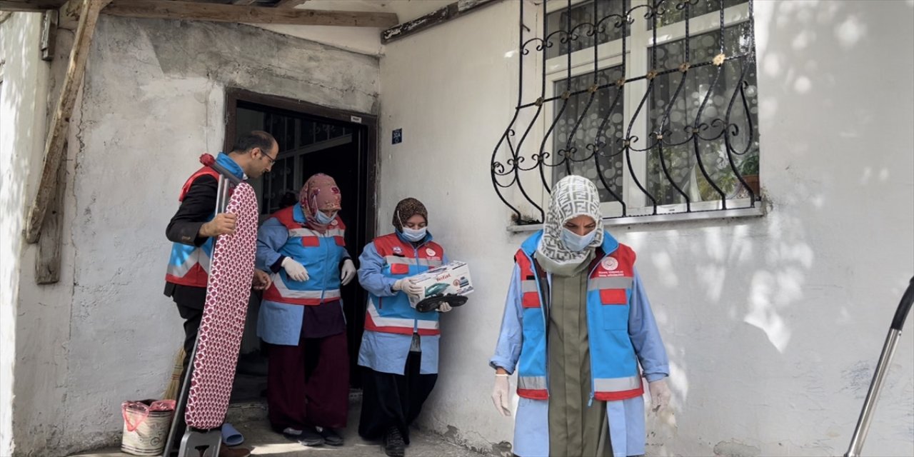 Erzurum'da bakıma muhtaç vatandaşların tüm ihtiyaçları gideriliyor