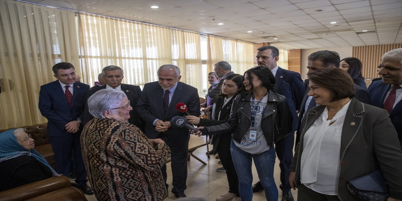 TBMM Yaşlıların Sorunlarını Araştırma Komisyonu ziyaretler yaptı.