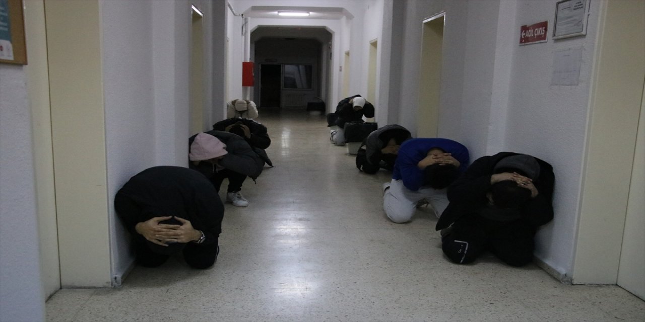 Trakya'daki KYK yurtlarında deprem tatbikatları yapıldı