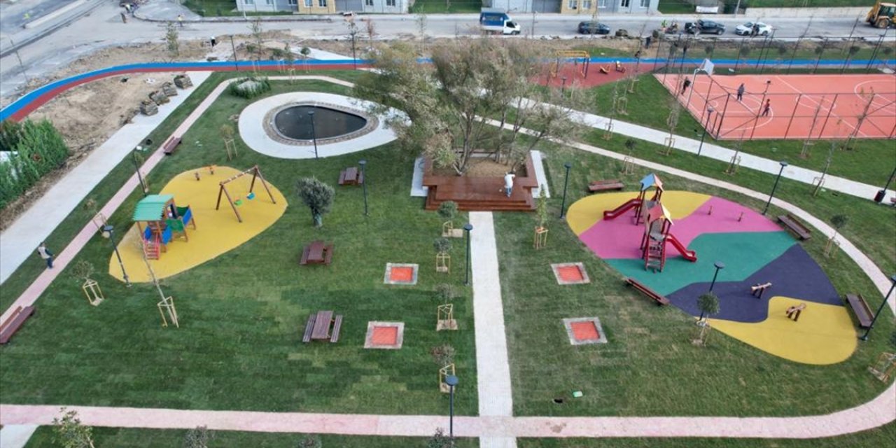Silivri'deki Kiptaş Söğütlü Parkı'nın açılışı yapıldı.