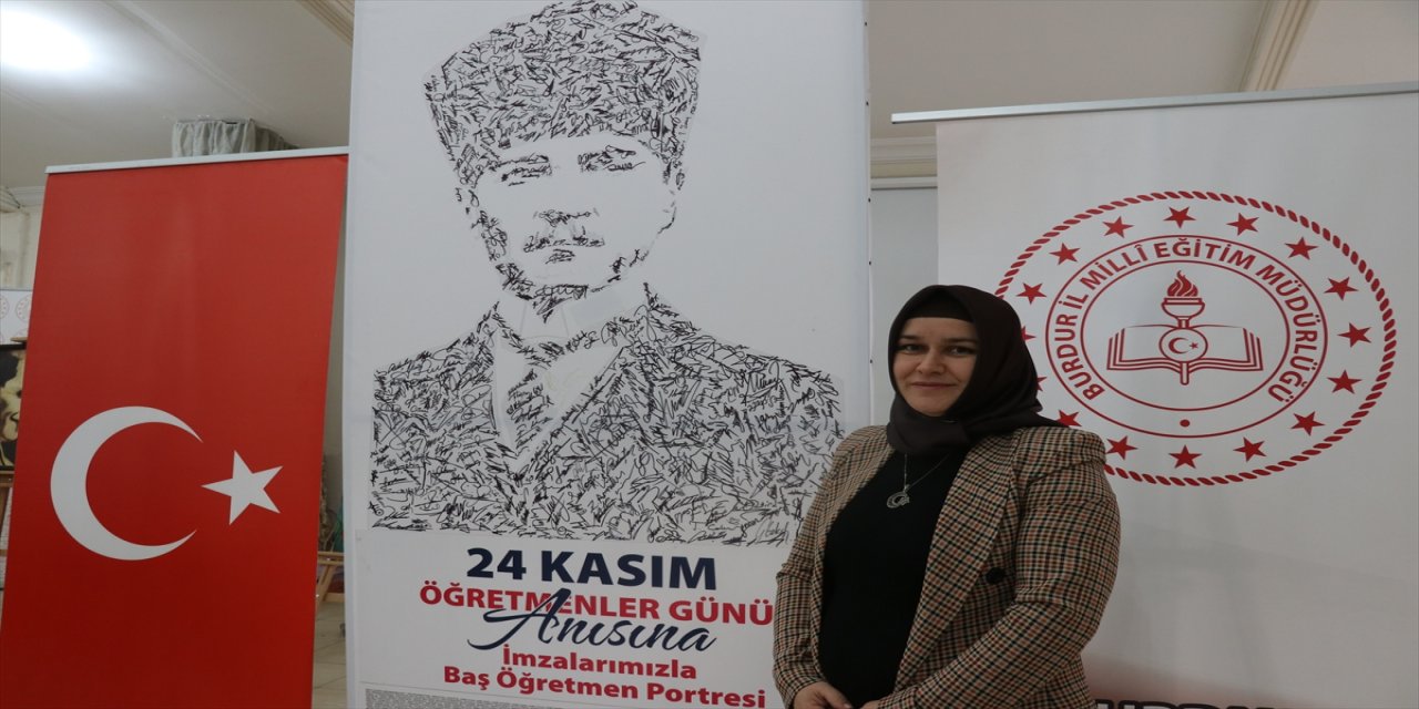 Burdur'da 404 öğretmen imzalarıyla Atatürk portresi oluşturdu