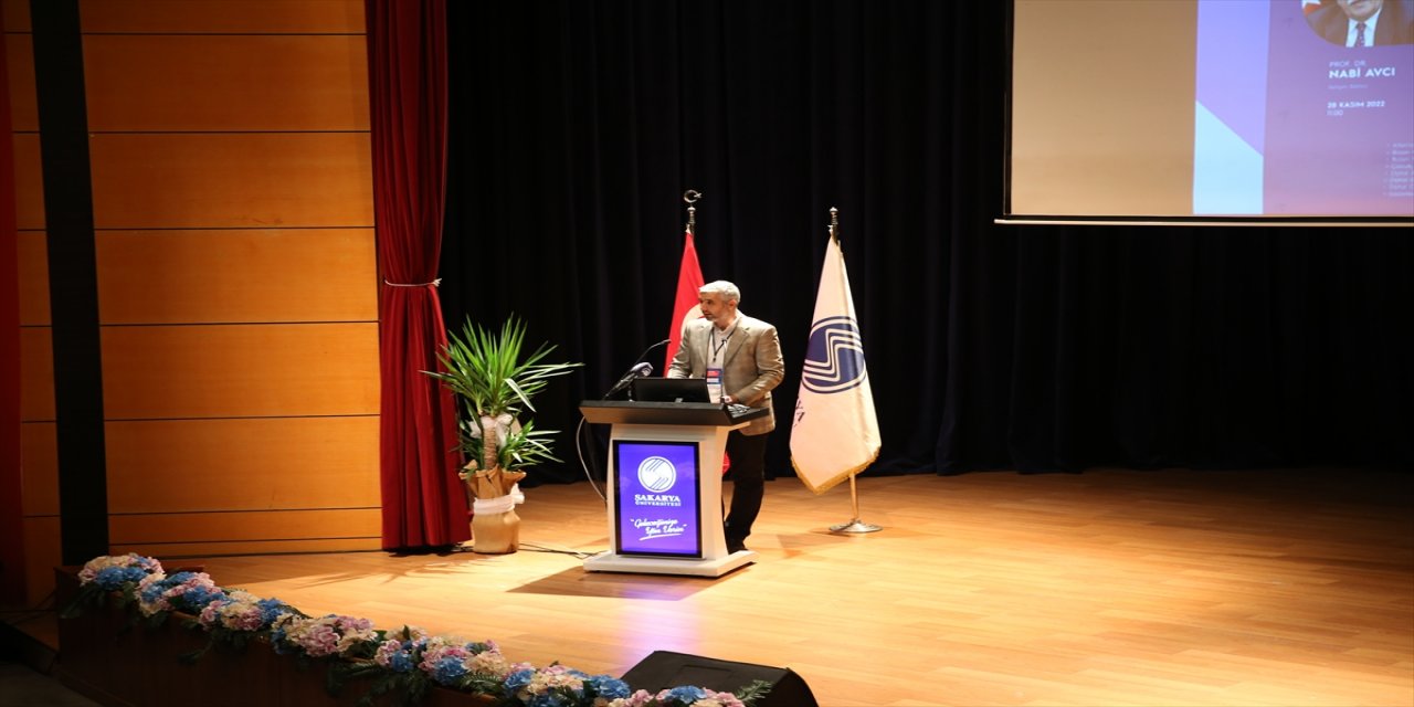 Sakarya'da Uluslararası İletişim Bilimleri Sempozyumu başladı.