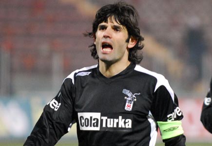 Deli İbo, Simao'yu deli edecek -video