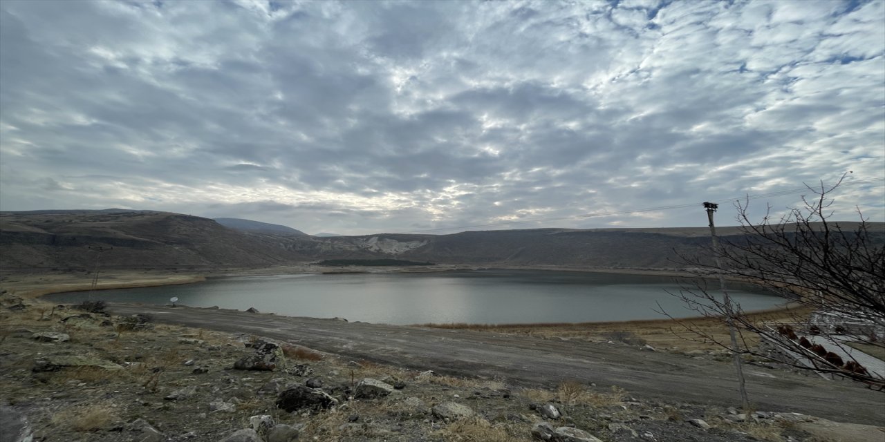 Niğde'de jeotermal sera kurulacak yerde düzenleme işlemleri.