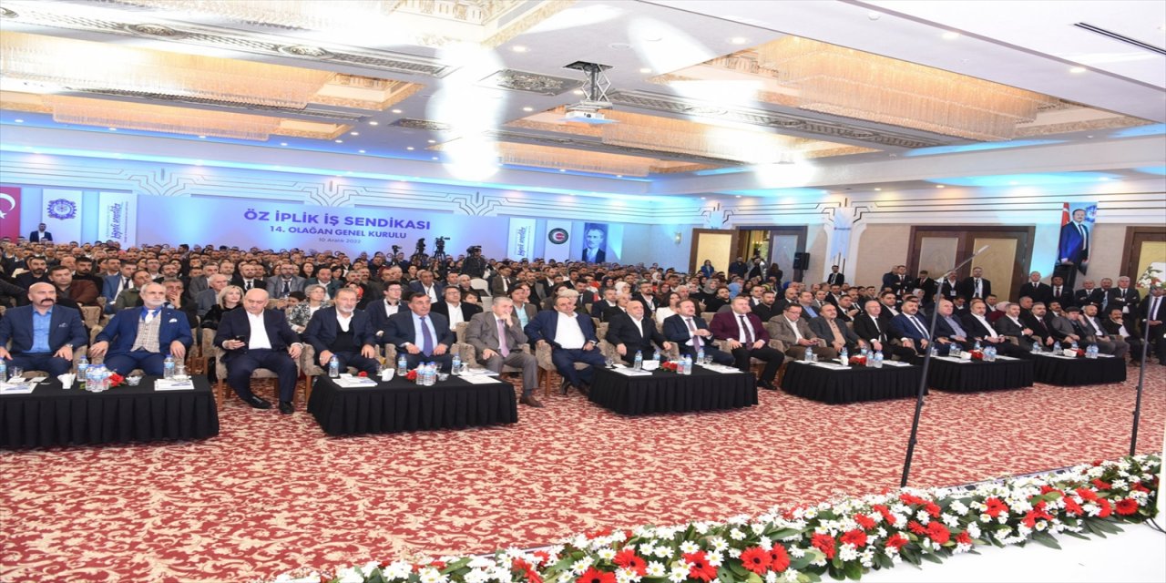 Öz İplik İş Sendikası Genel Başkanlığına yeniden Rafi Ay seçildi.