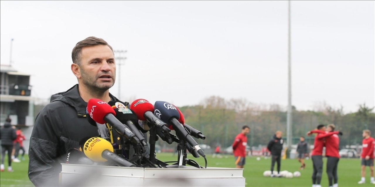 Galatasaray Teknik Direktörü Okan Buruk Kamp değerlendirmesi yaptı.