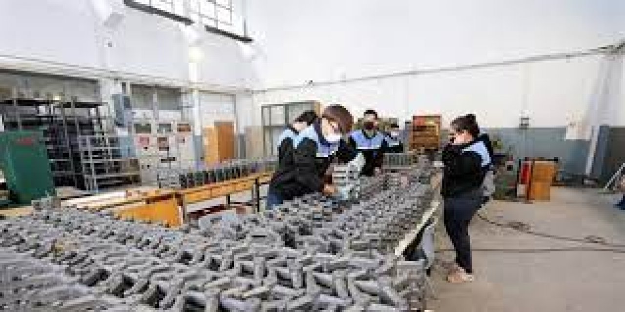 Meslek liselerinin ülke ekonomisine katkısı çok büyük.