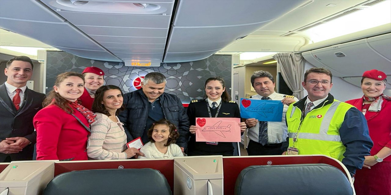 THY, havacılık meraklısı serebral palsili İnci'yi uçakla tanıştırdı