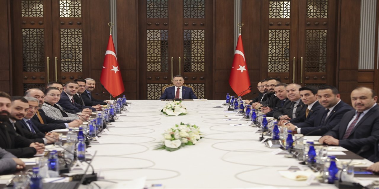Cumhurbaşkanı Yardımcısı Oktay, Yozgat Ticaret ve Sanayi Odası heyetini kabul etti