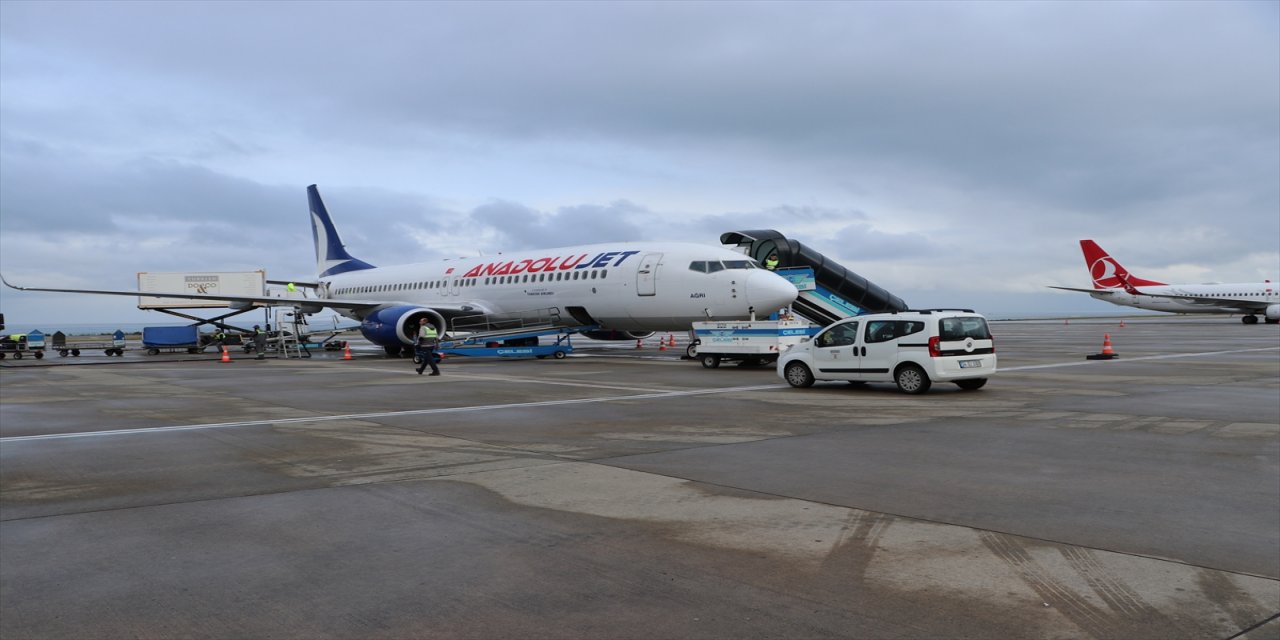 KKTC'den Trabzon'a direkt yapılan uçuşlar yeniden başladı.