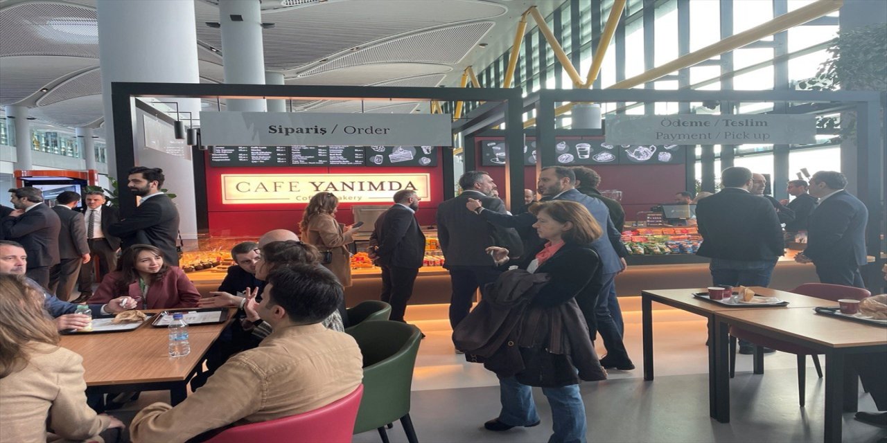 İstanbul Havalimanı'nda "engelsiz kafe" hizmete başladı