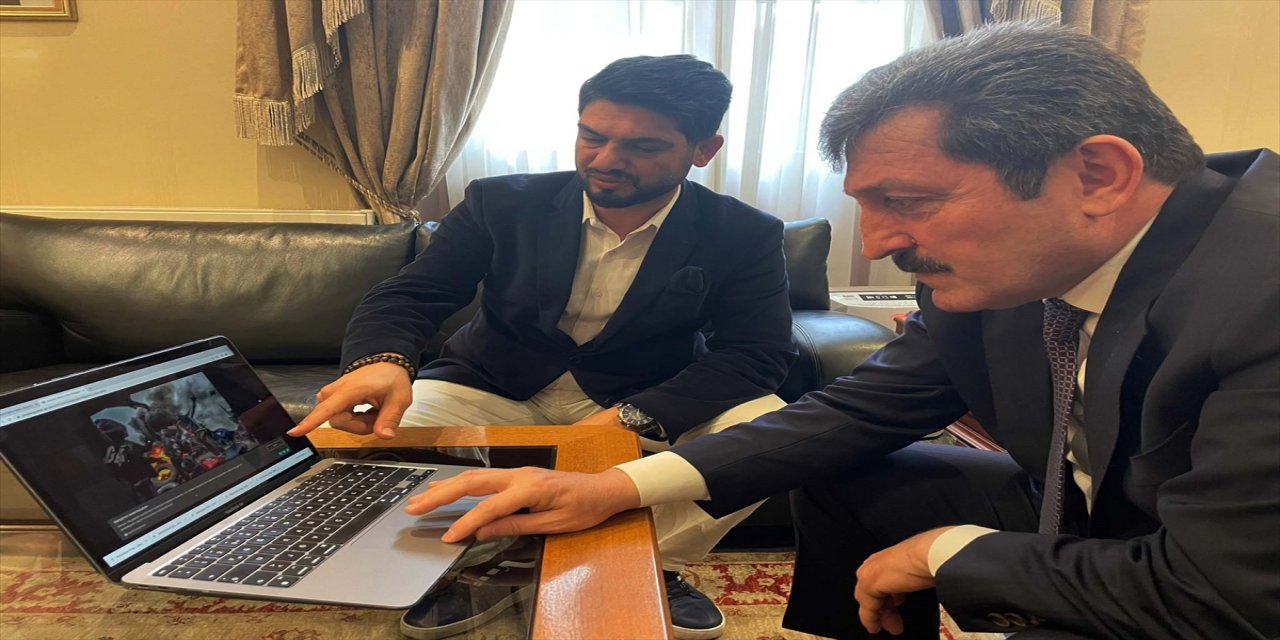 Muğla Valisi Tavlı, "Yılın Fotoğrafları" oylamasına katıldı.