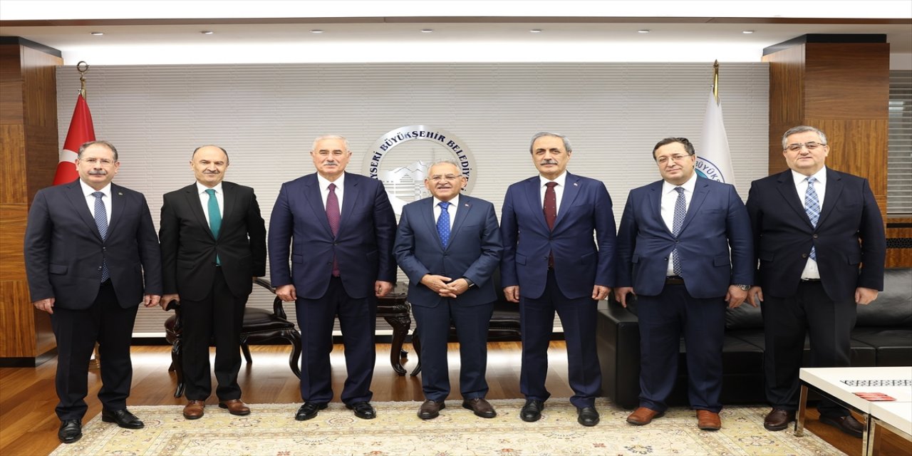 Yargıtay Cumhuriyet Başsavcısı Şahin'den Başkan Büyükkılıç'a ziyaret geldi.