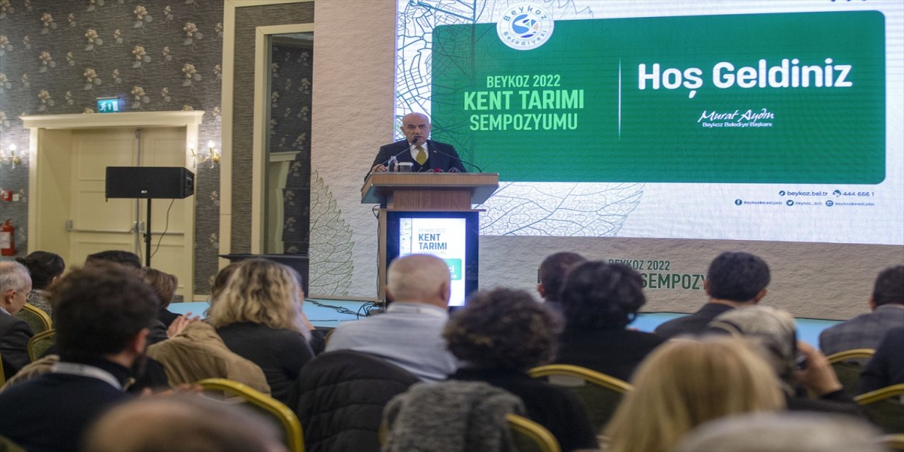 Bakan Kirişci, Beykoz 2022 Kent Tarımı Sempozyumu'n katıldı.