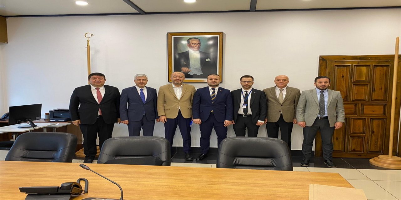 KARDEMİR VE KARDÖKMAK'ın toplu iş sözleşme taslakları işverene teslim edildi