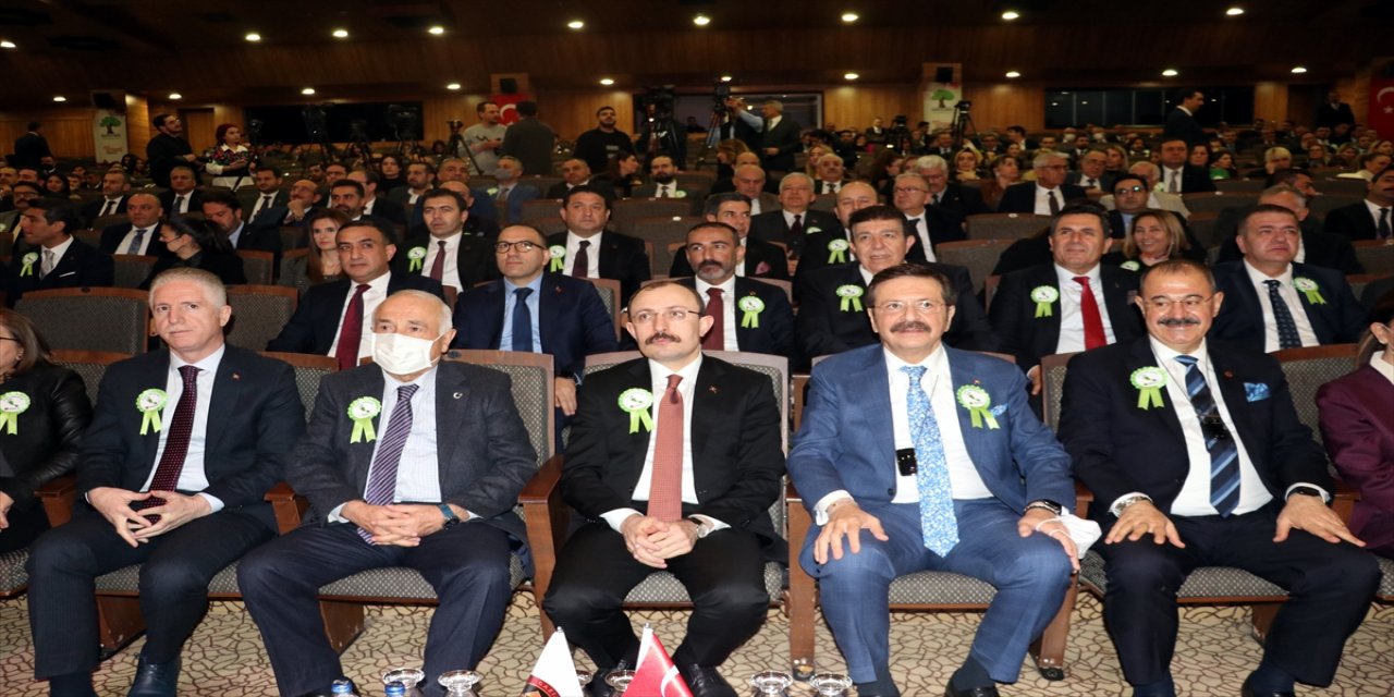 Ticaret Bakanı Muş, Gaziantep'in Yıldızları Ödül Töreni’ne katıldı.