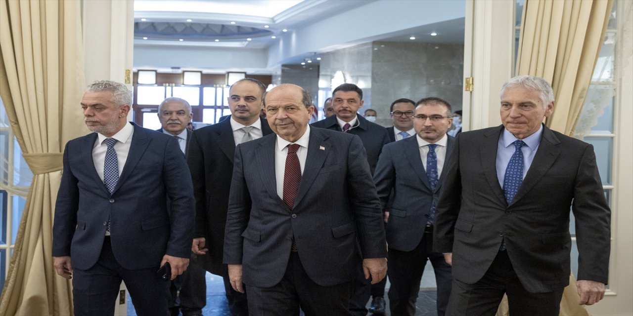 KKTC Cumhurbaşkanı, Türkiye-KKTC Ticaret Odası Forumu'ndaydı.