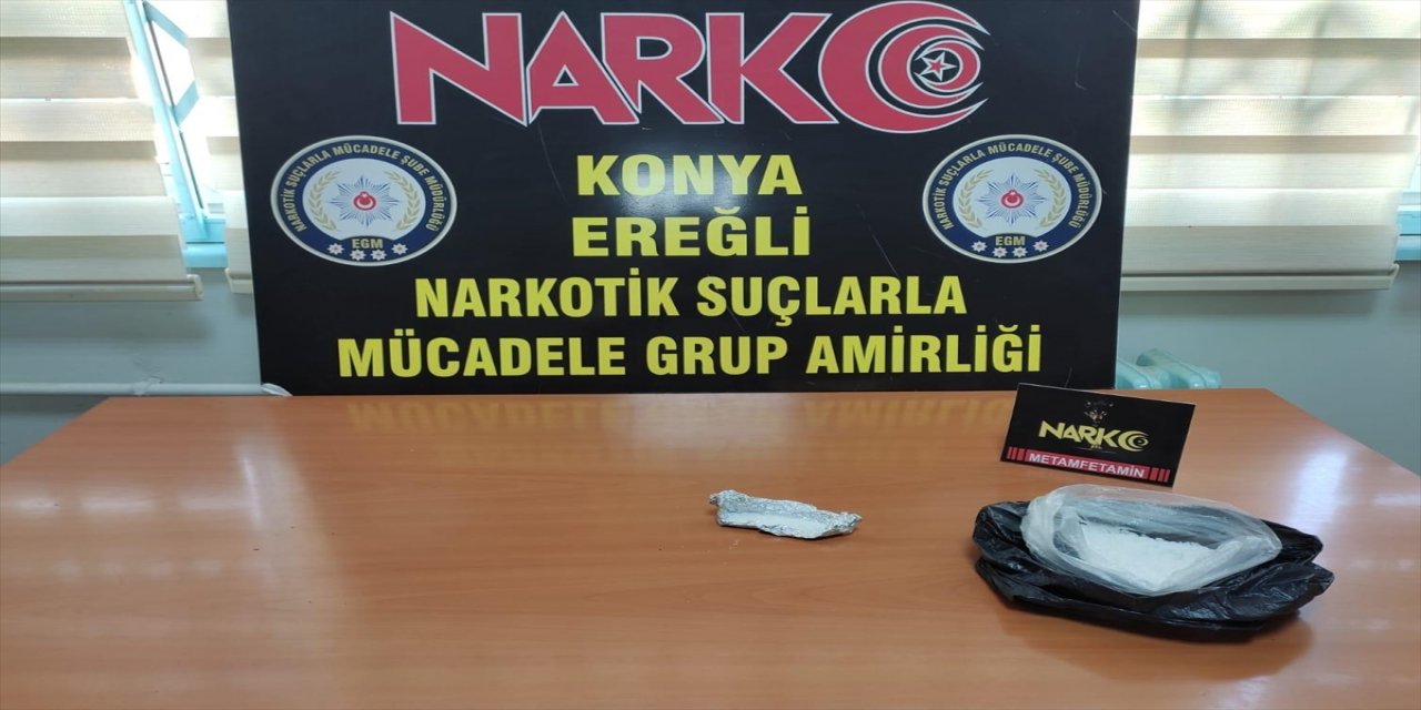 Konya'da araçlarında uyuşturucu ele geçirilen 2 zanlı tutuklandı