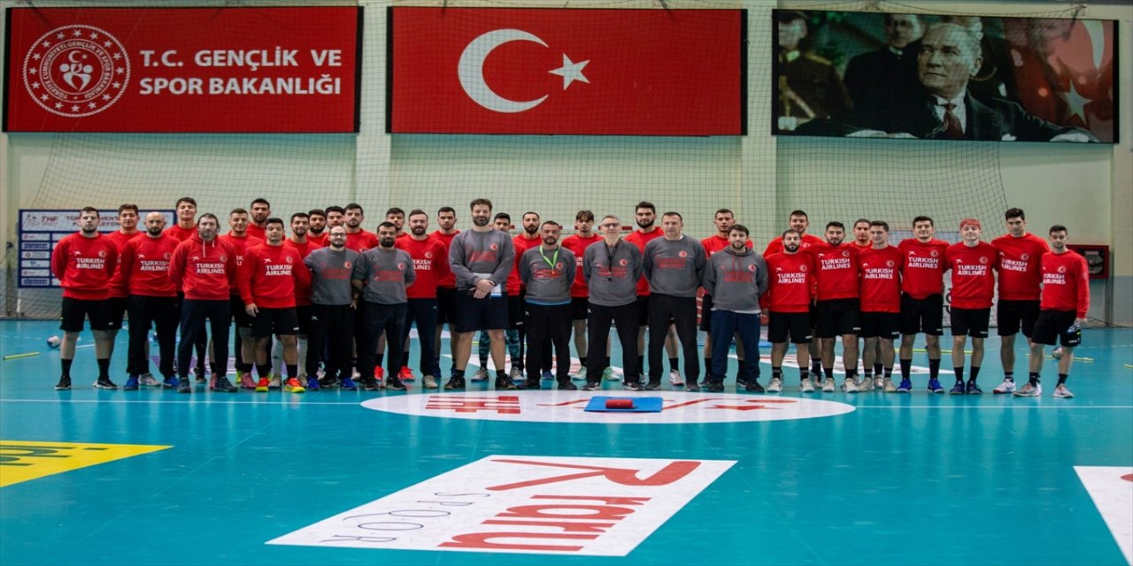 A Milli Erkek Hentbol Takımı'nın hazırlık kampı sona erdi